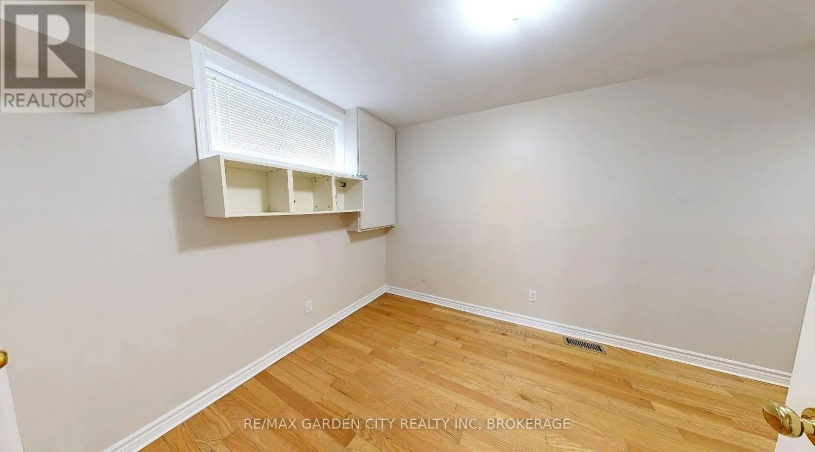 119B - 119 MAIN STREET W, #119B
