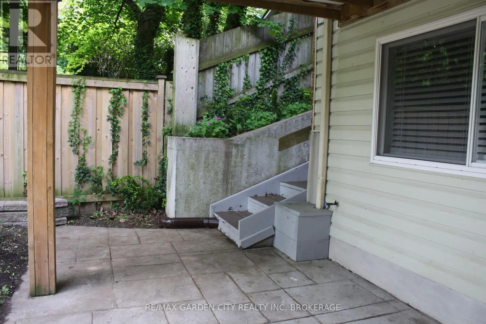 119B - 119 MAIN STREET W, #119B