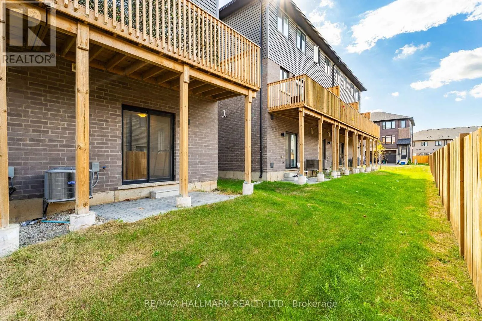 83 - 461 BLACKBURN DRIVE