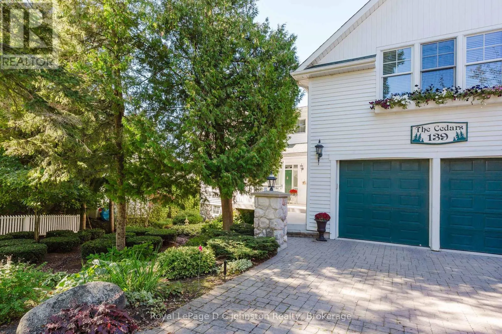 139 KNOWLES LANE