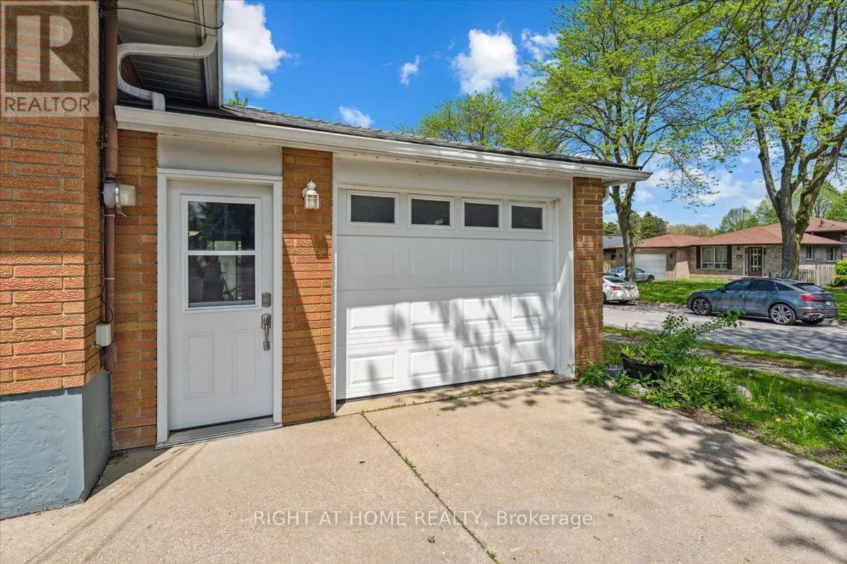 5863 CHURCH'S LANE