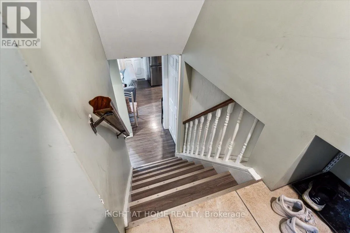 5863 CHURCH'S LANE