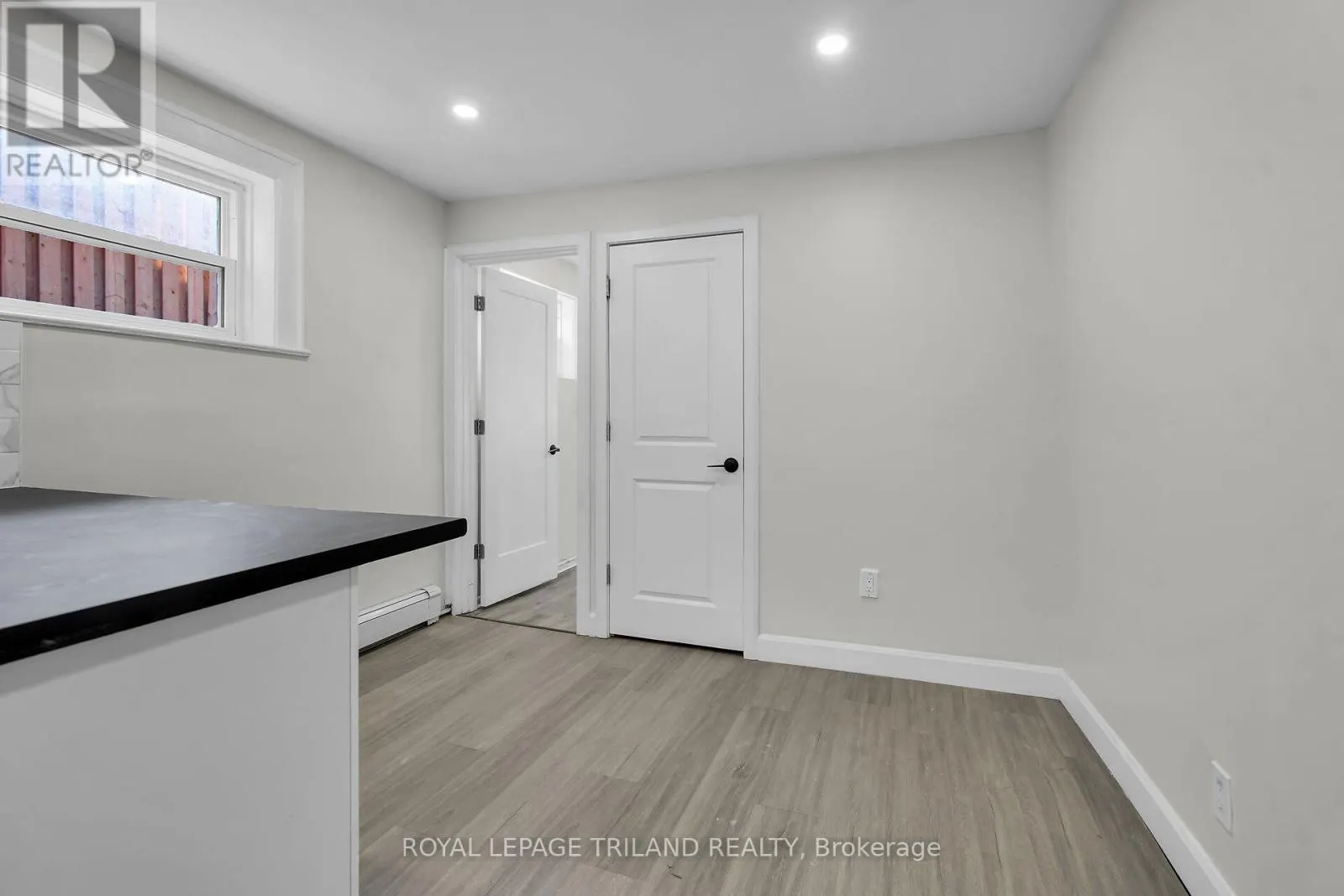2 - 425 MCKENZIE AVENUE, #2