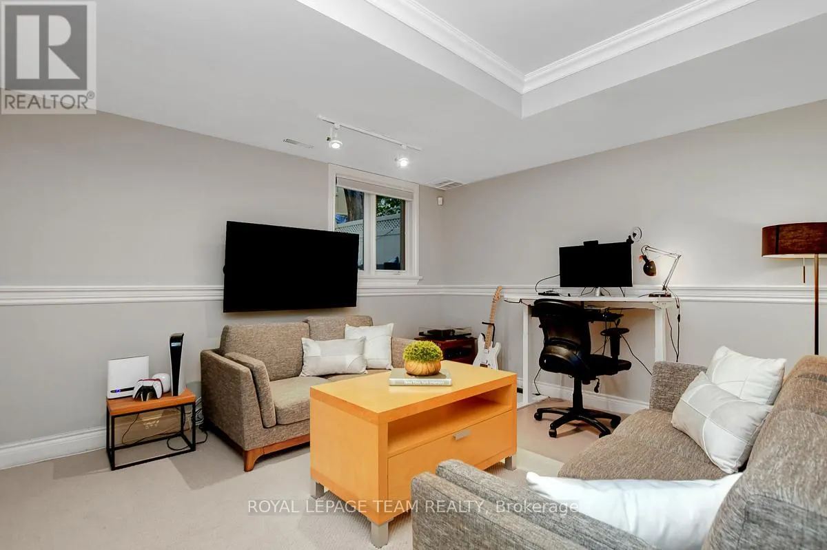 A - 142 MCGILLIVRAY STREET