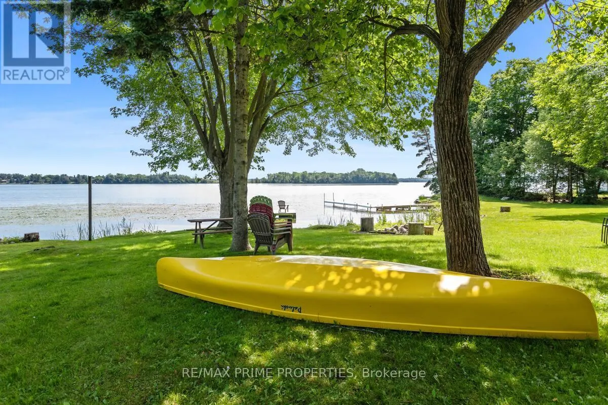 5 SUGAR BUSH TRAIL
