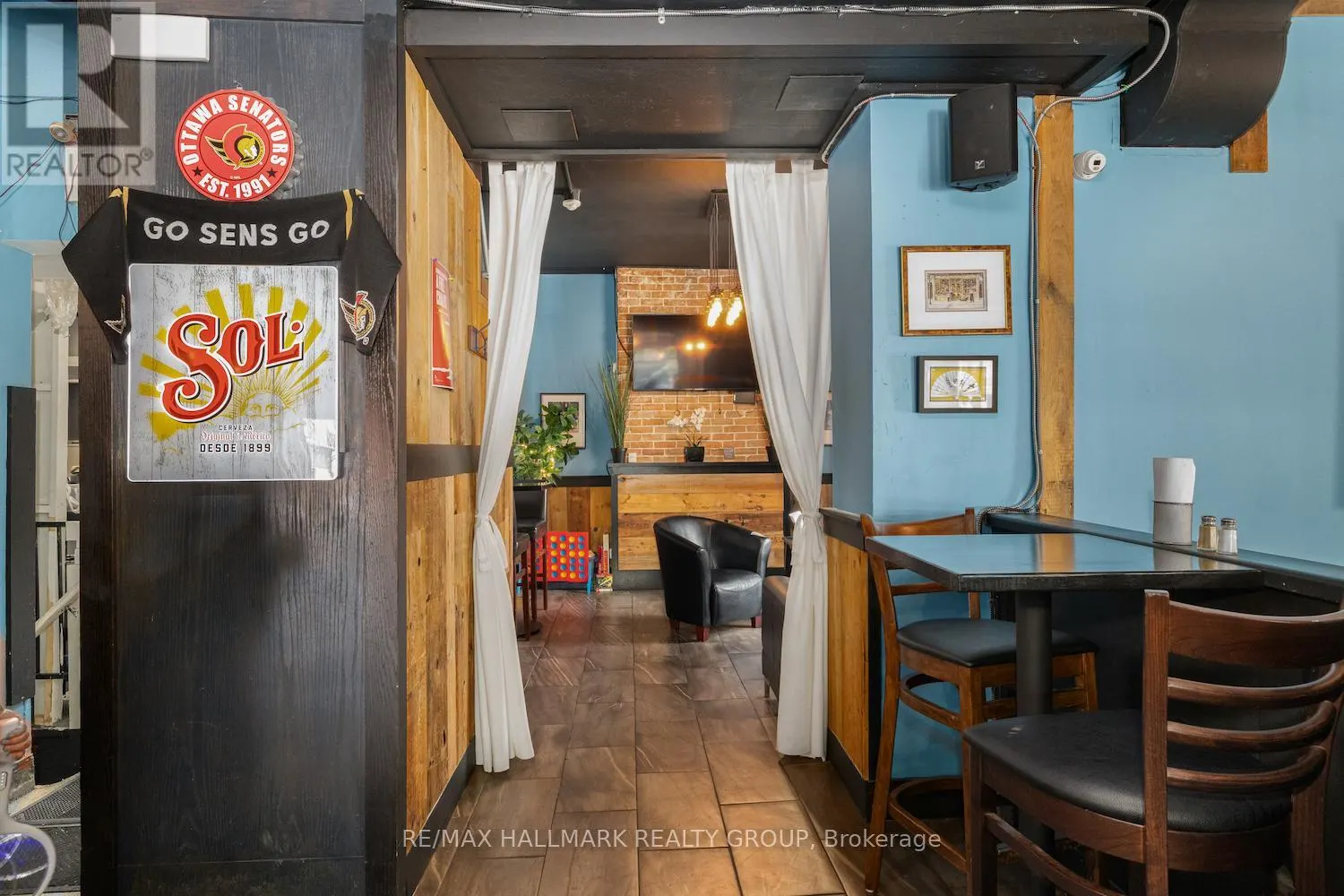 244-246 LAURIER AVENUE E