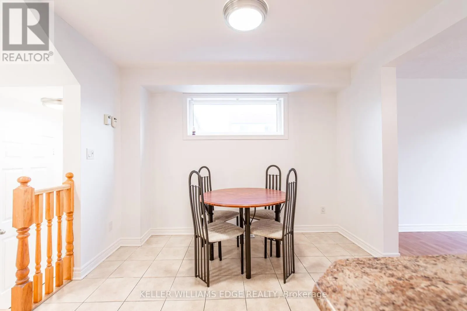 ROOM 4 - 119 SUMMERS DRIVE