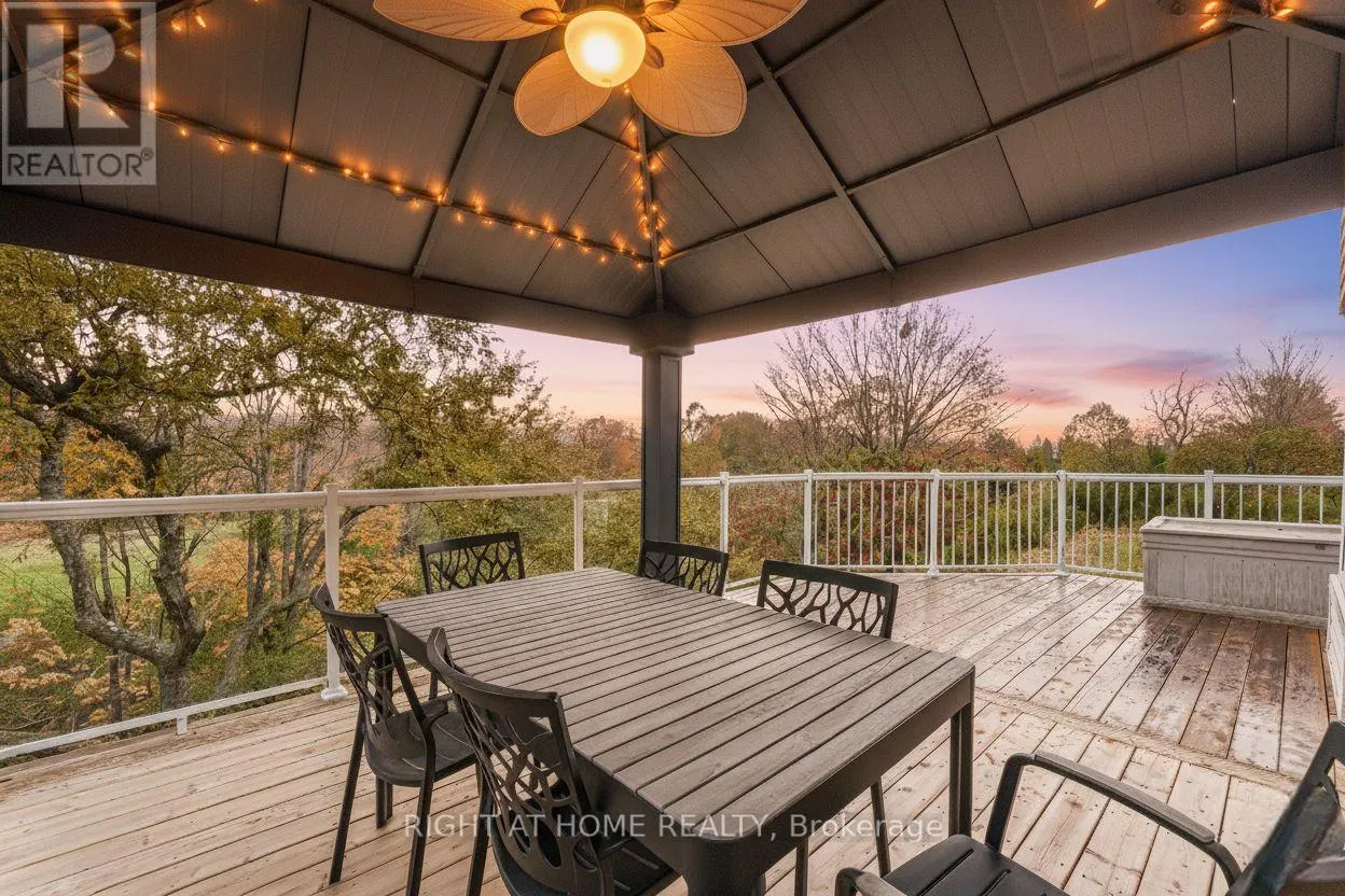 50 ROSENFELD CRESCENT