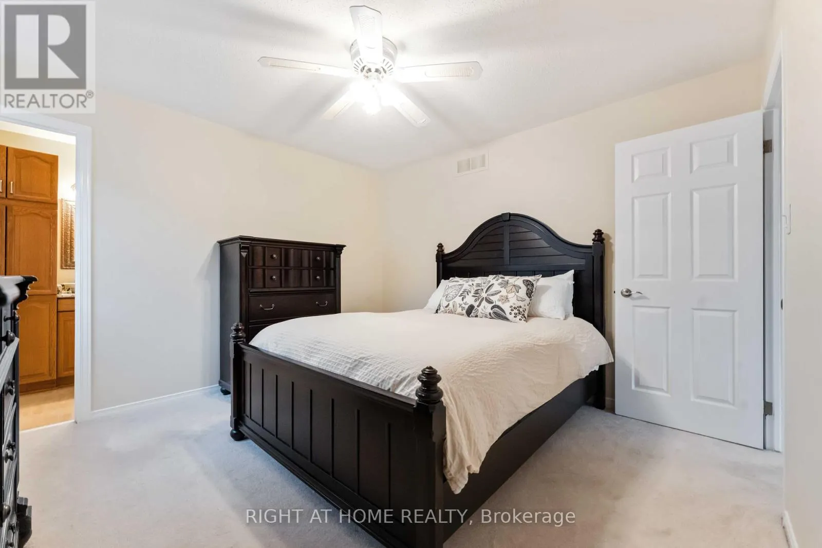 50 ROSENFELD CRESCENT