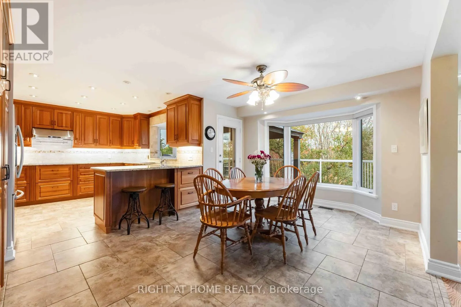 50 ROSENFELD CRESCENT