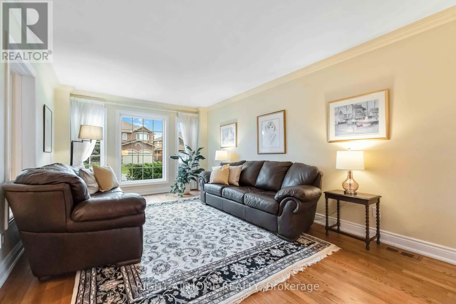 50 ROSENFELD CRESCENT