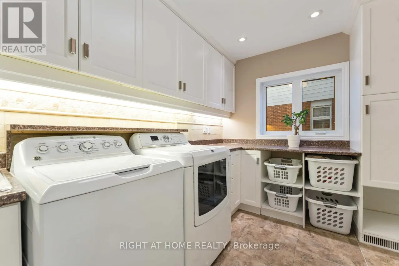 50 ROSENFELD CRESCENT