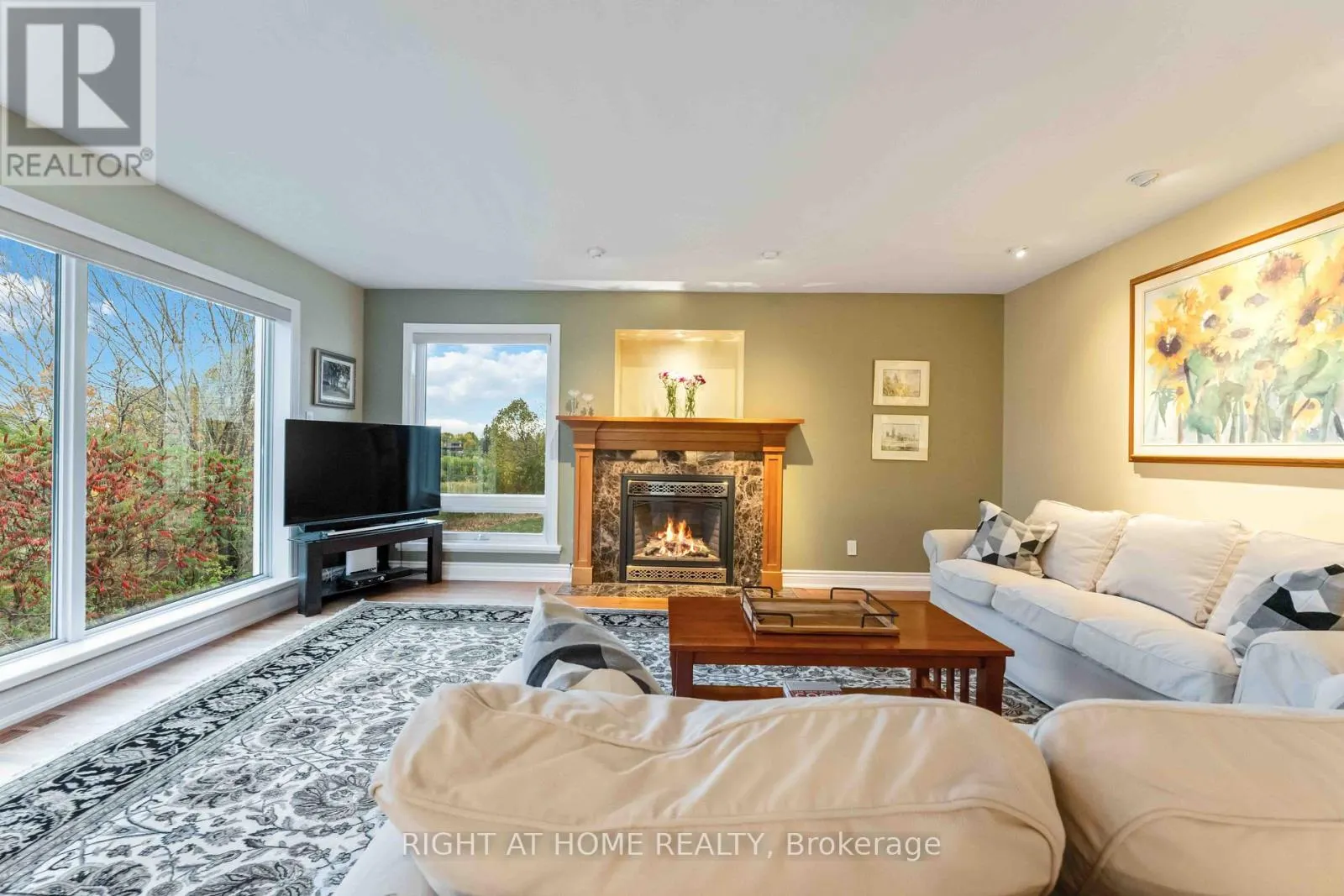 50 ROSENFELD CRESCENT