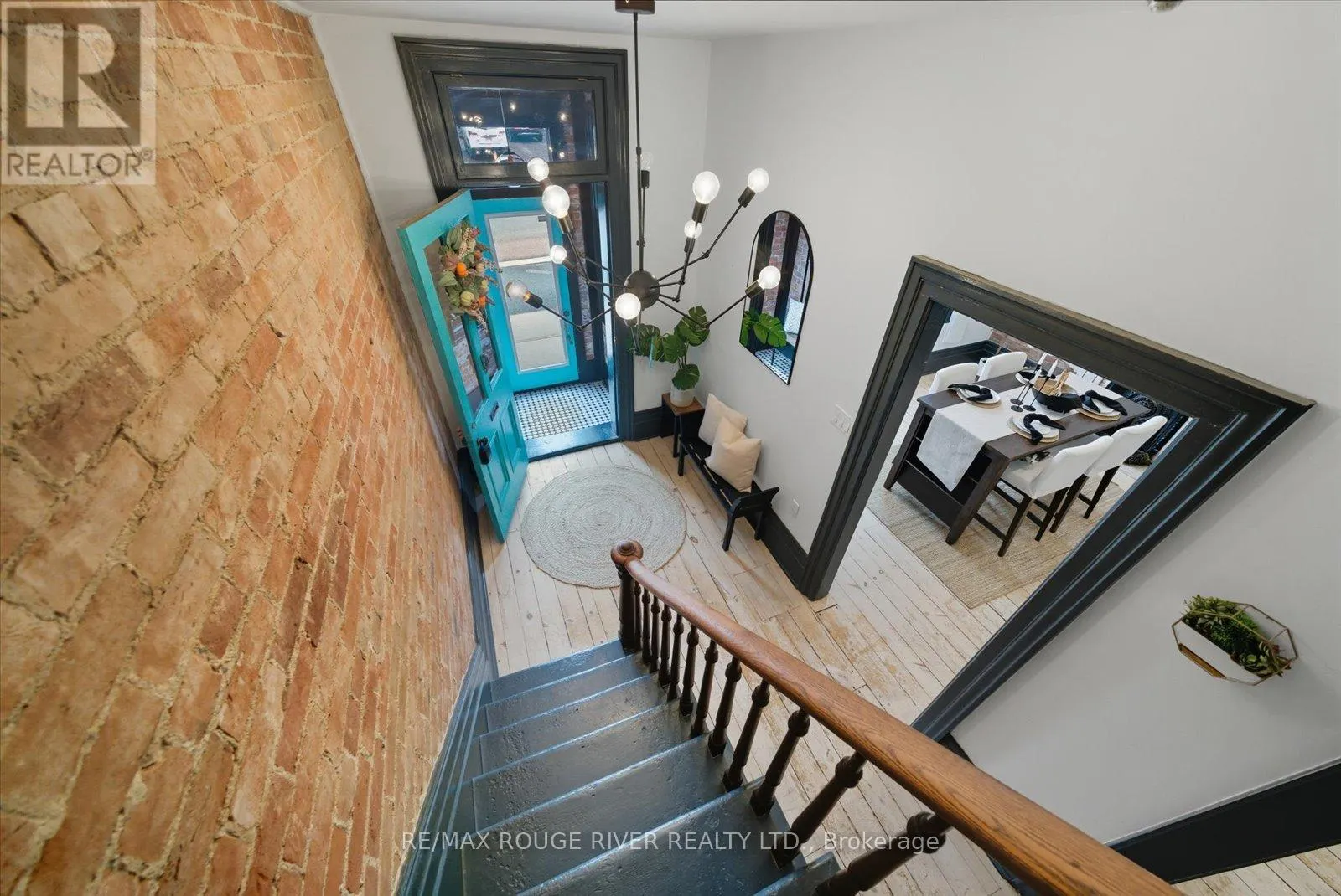 11 BRAMLEY STREET N