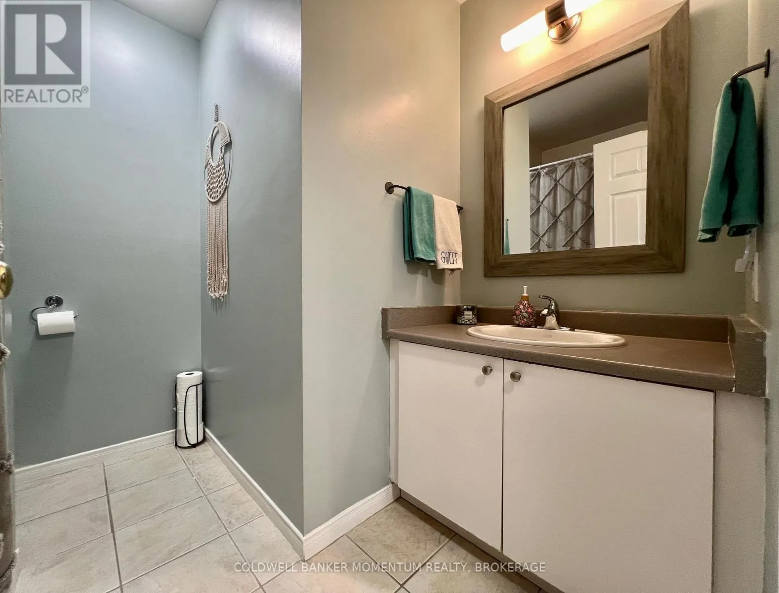 203 - 201 DORCHESTER BOULEVARD, #203