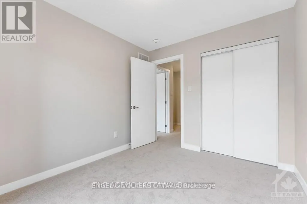 218 SPECKLED ALDER ROW