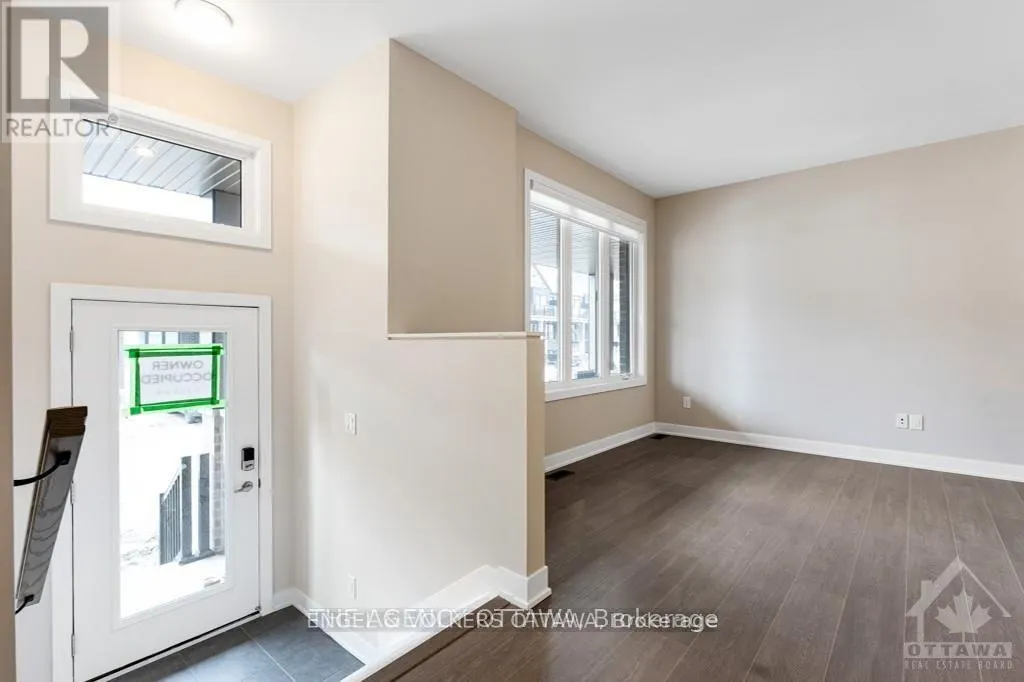 218 SPECKLED ALDER ROW