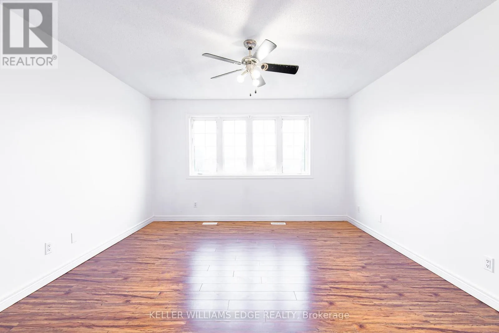 ROOM 1 - 119 SUMMERS DRIVE