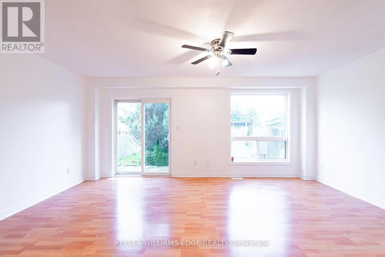ROOM 1 - 119 SUMMERS DRIVE
