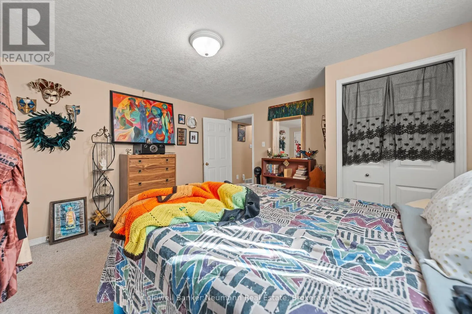 28 BRONWYN PLACE