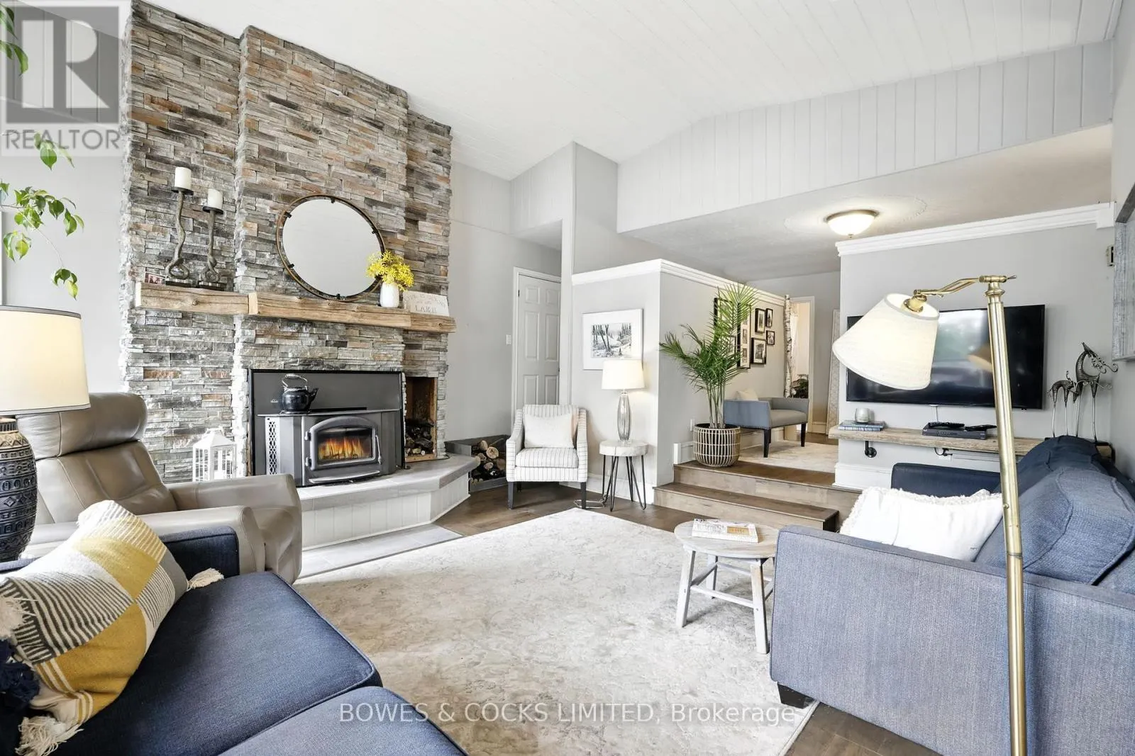 124 BLUE MOUNTAIN ROAD