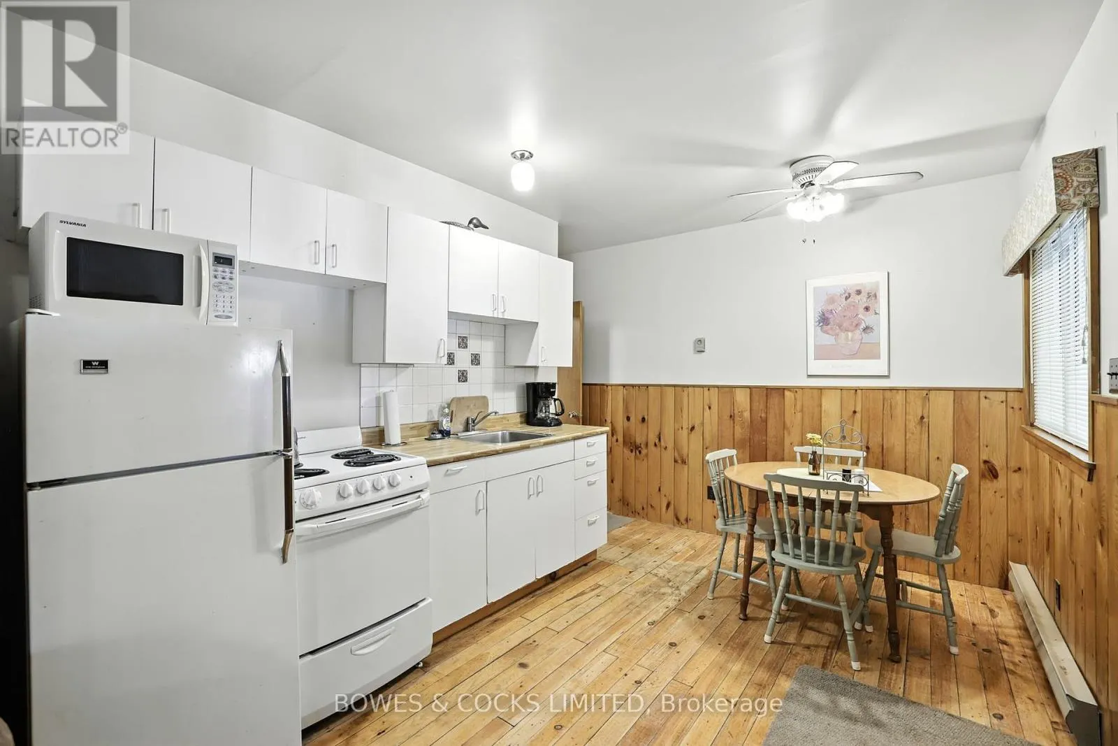 124 BLUE MOUNTAIN ROAD
