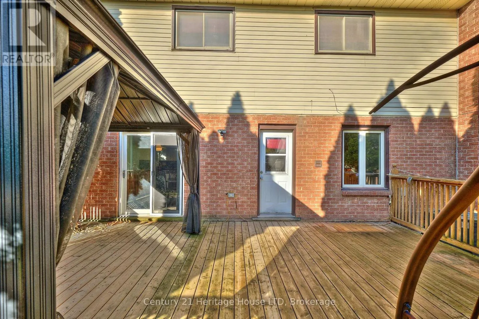 18 BASCARY CRESCENT