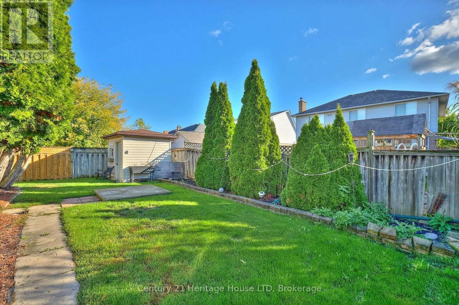 18 BASCARY CRESCENT
