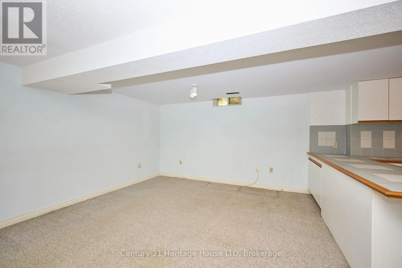 18 BASCARY CRESCENT