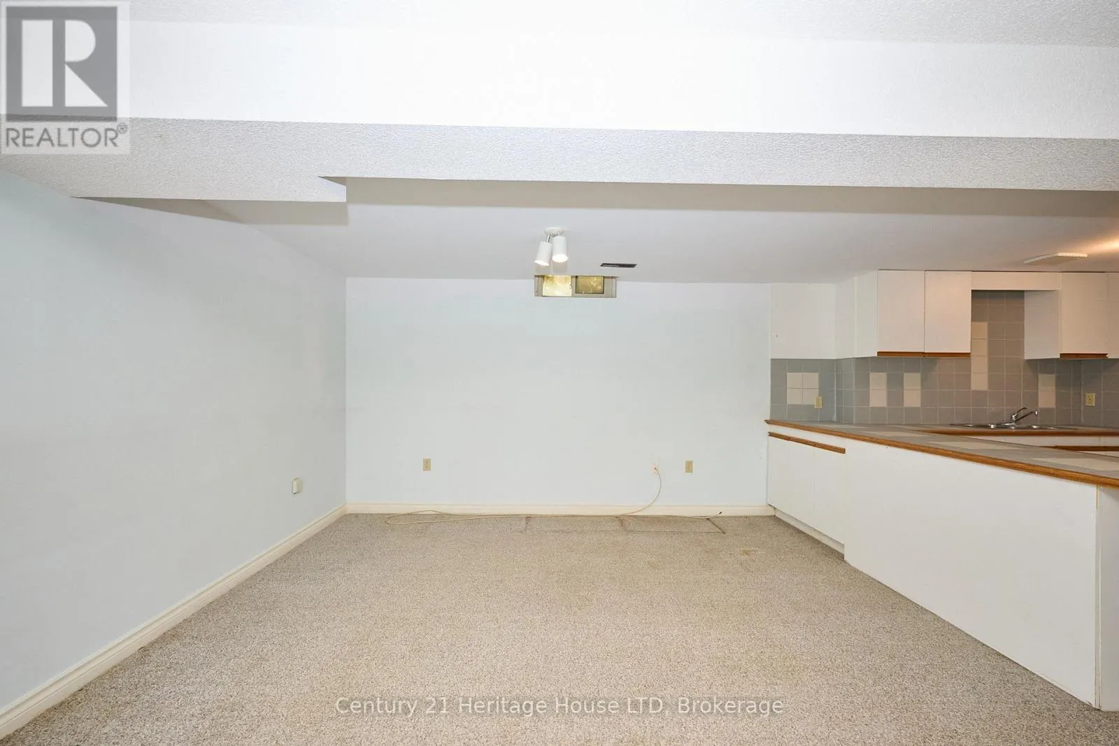 18 BASCARY CRESCENT