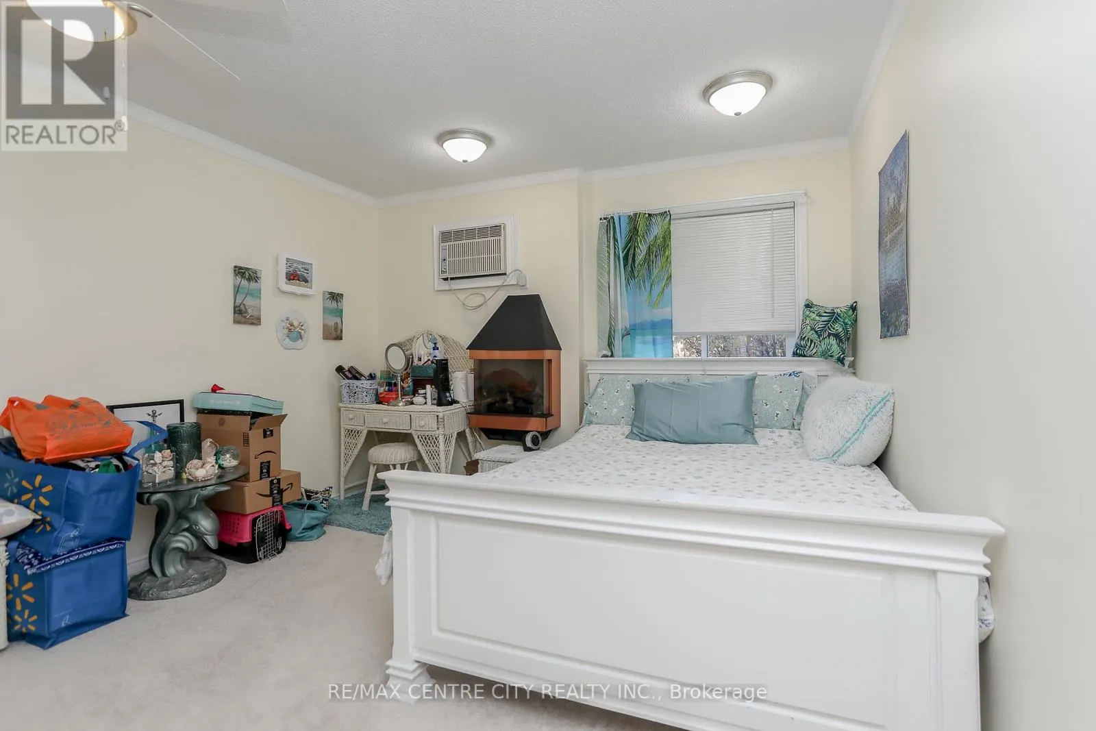 311 - 440 WELLINGTON STREET, #311