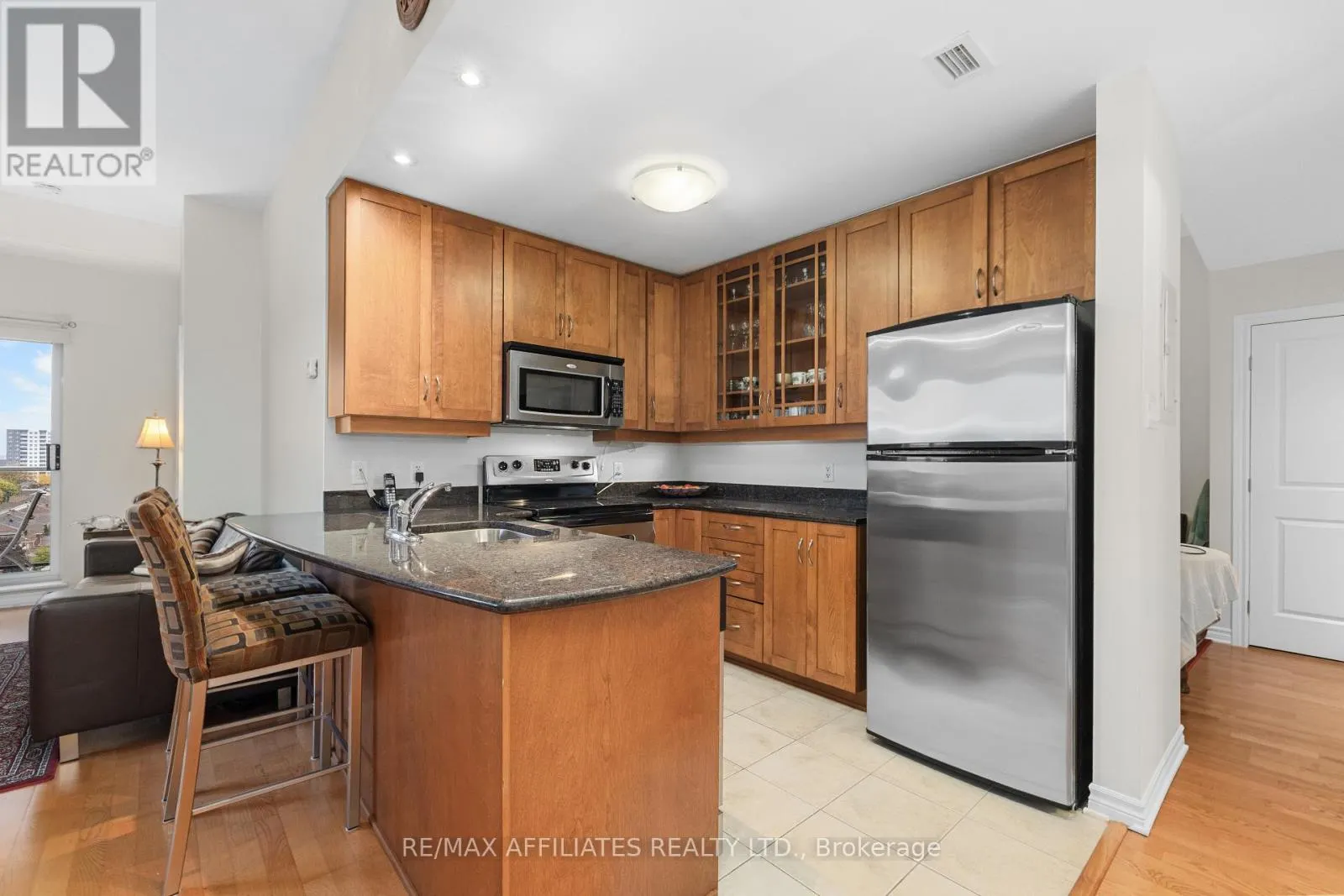 1004 - 314 CENTRAL PARK DRIVE