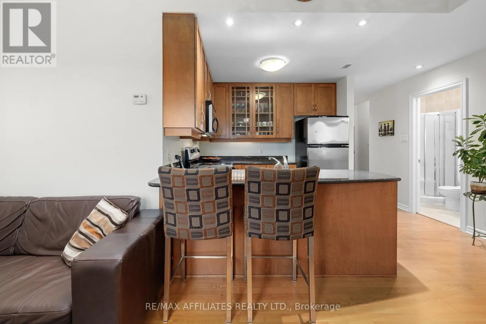 1004 - 314 CENTRAL PARK DRIVE