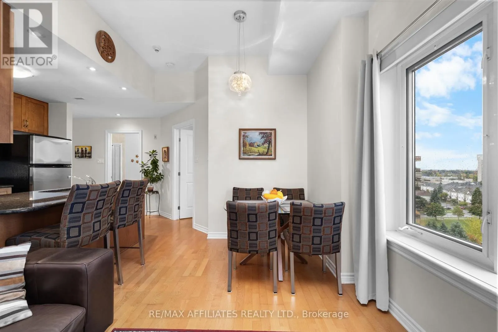 1004 - 314 CENTRAL PARK DRIVE