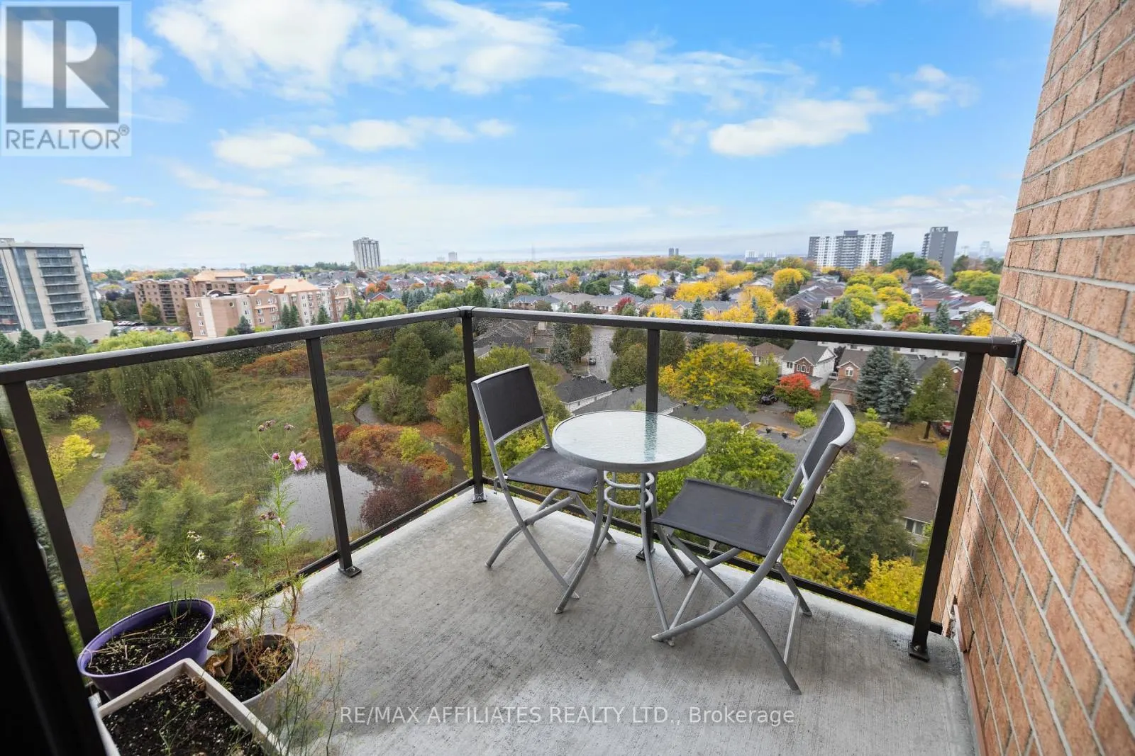1004 - 314 CENTRAL PARK DRIVE