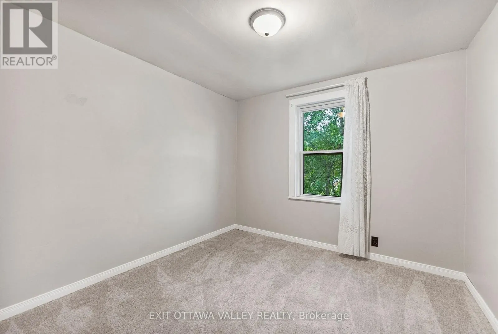 48 NEEDHAM STREET
