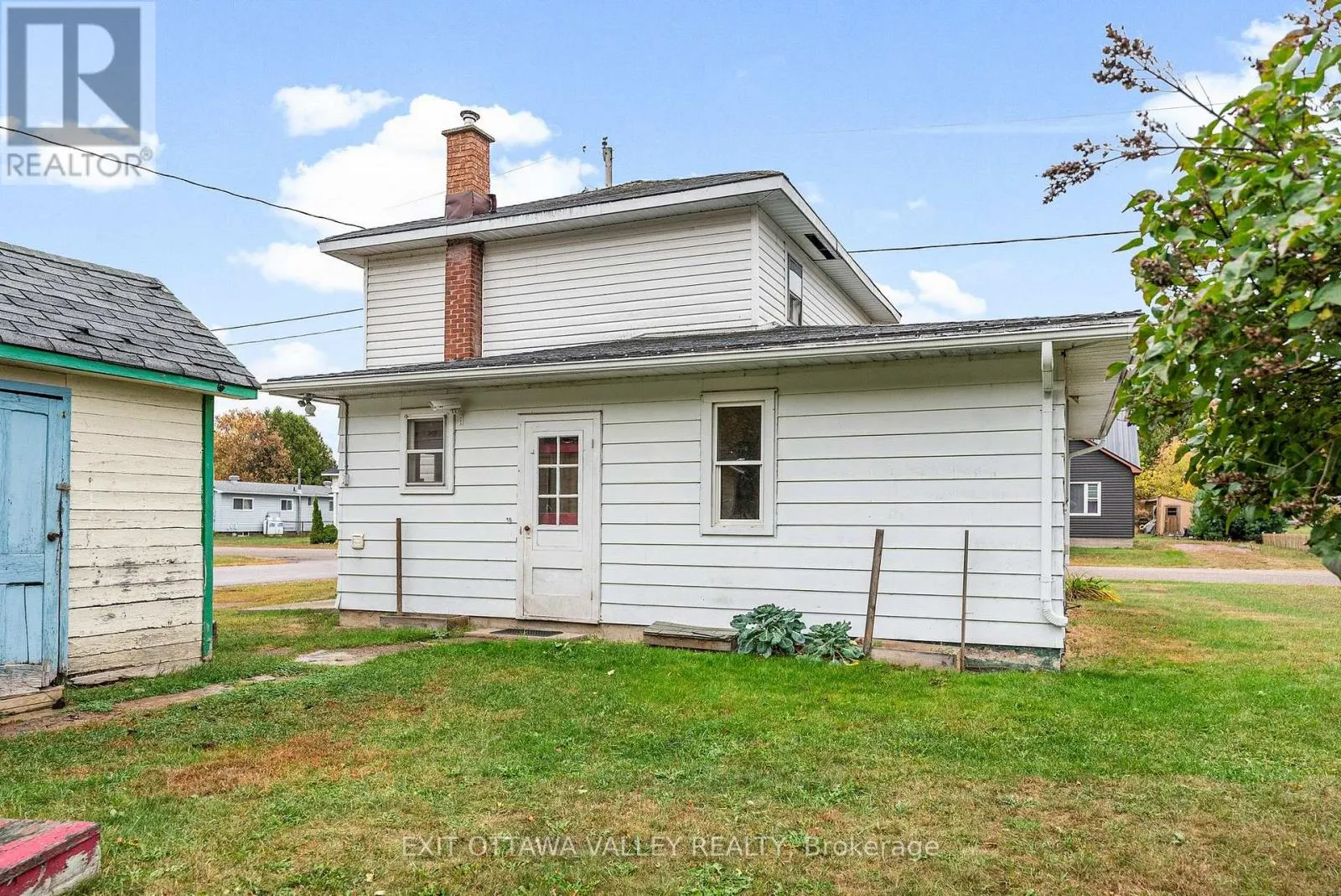 48 NEEDHAM STREET