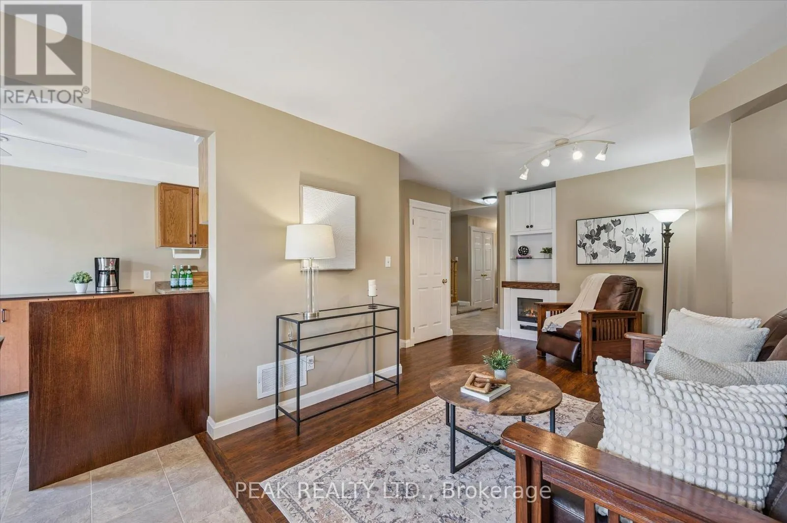 13 HARNESS LANE