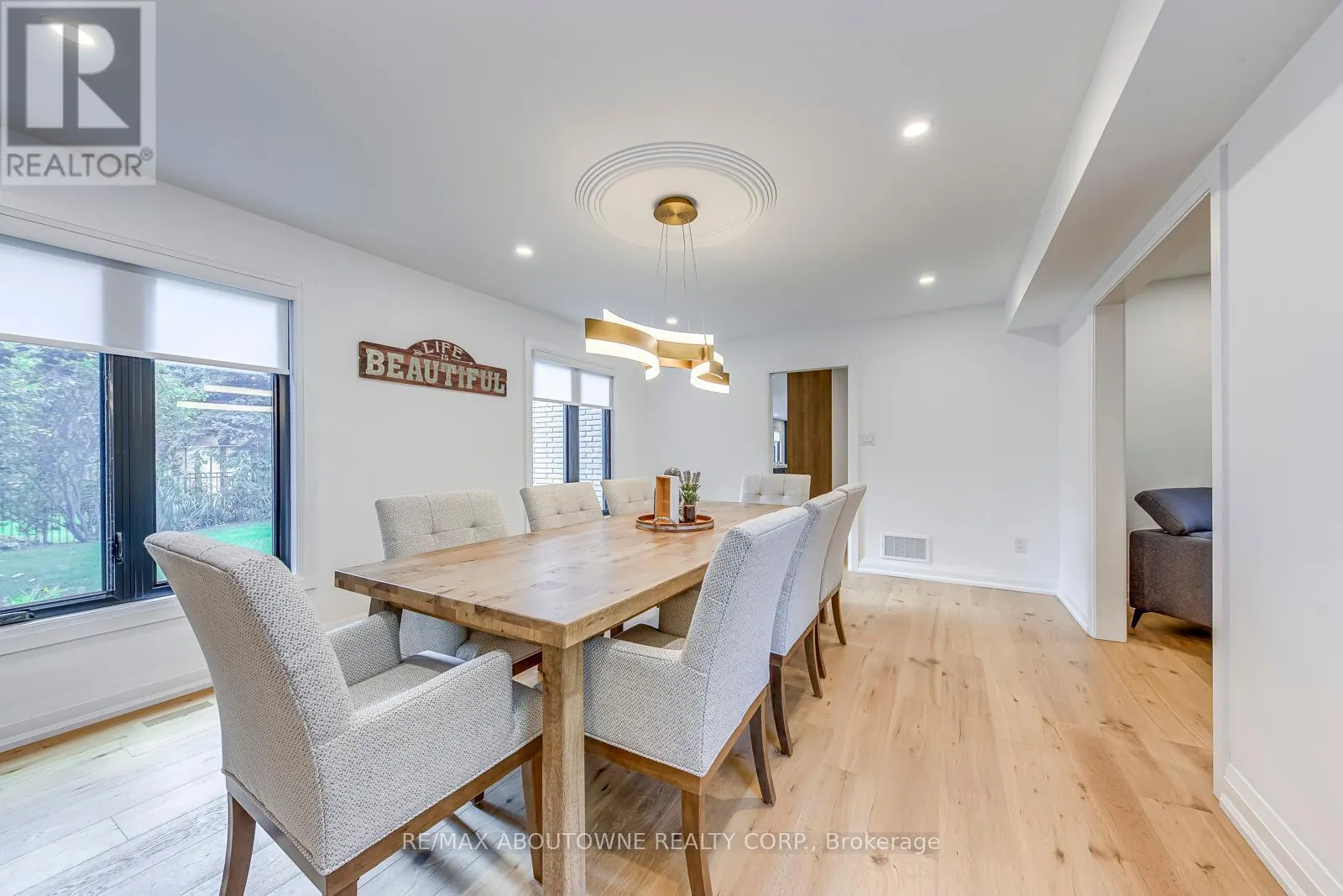 54 DEERVIEW AVENUE