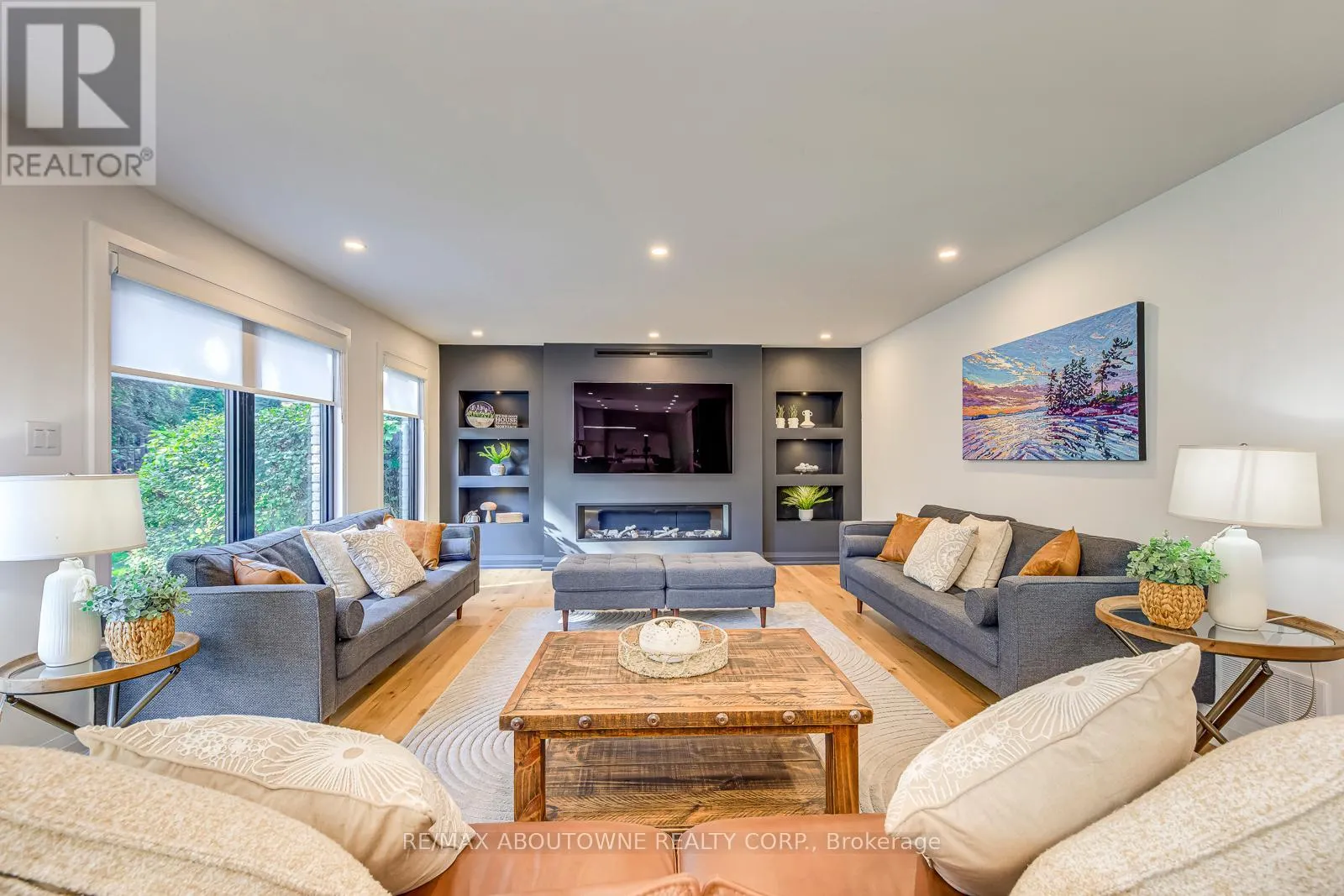 54 DEERVIEW AVENUE