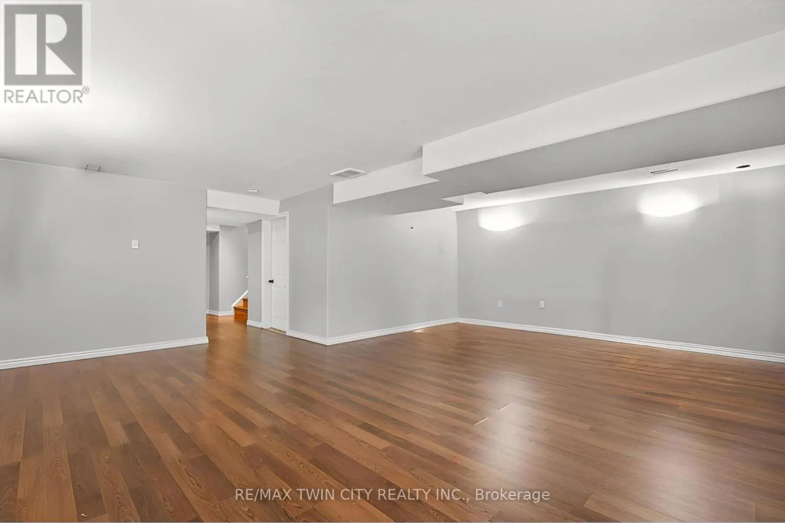 19 MARL MEADOW DRIVE
