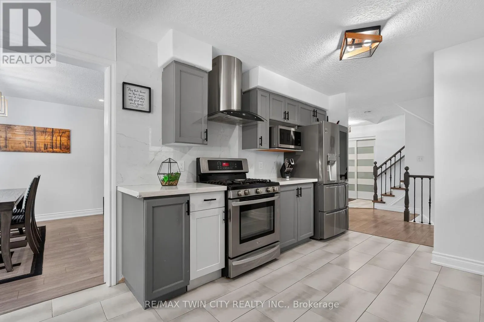 19 MARL MEADOW DRIVE