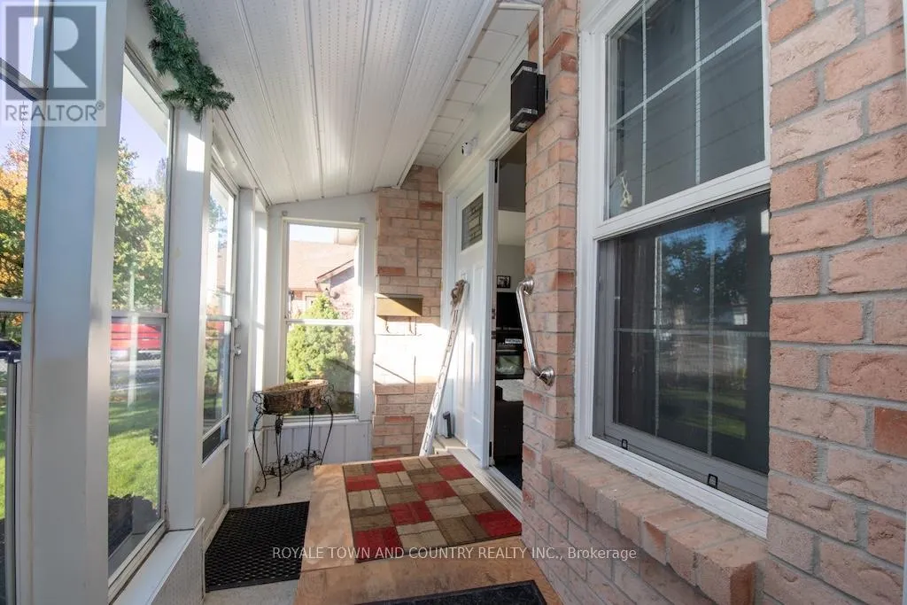 176 ELGIN STREET