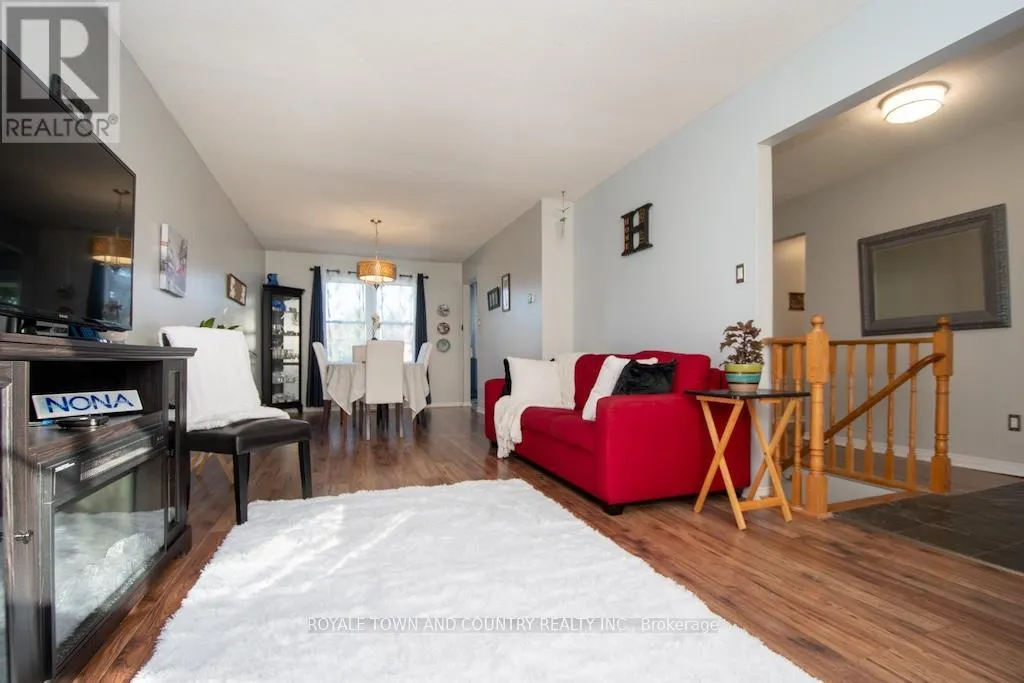 176 ELGIN STREET