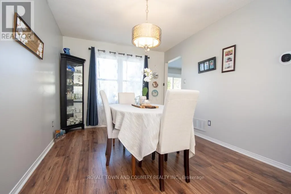 176 ELGIN STREET