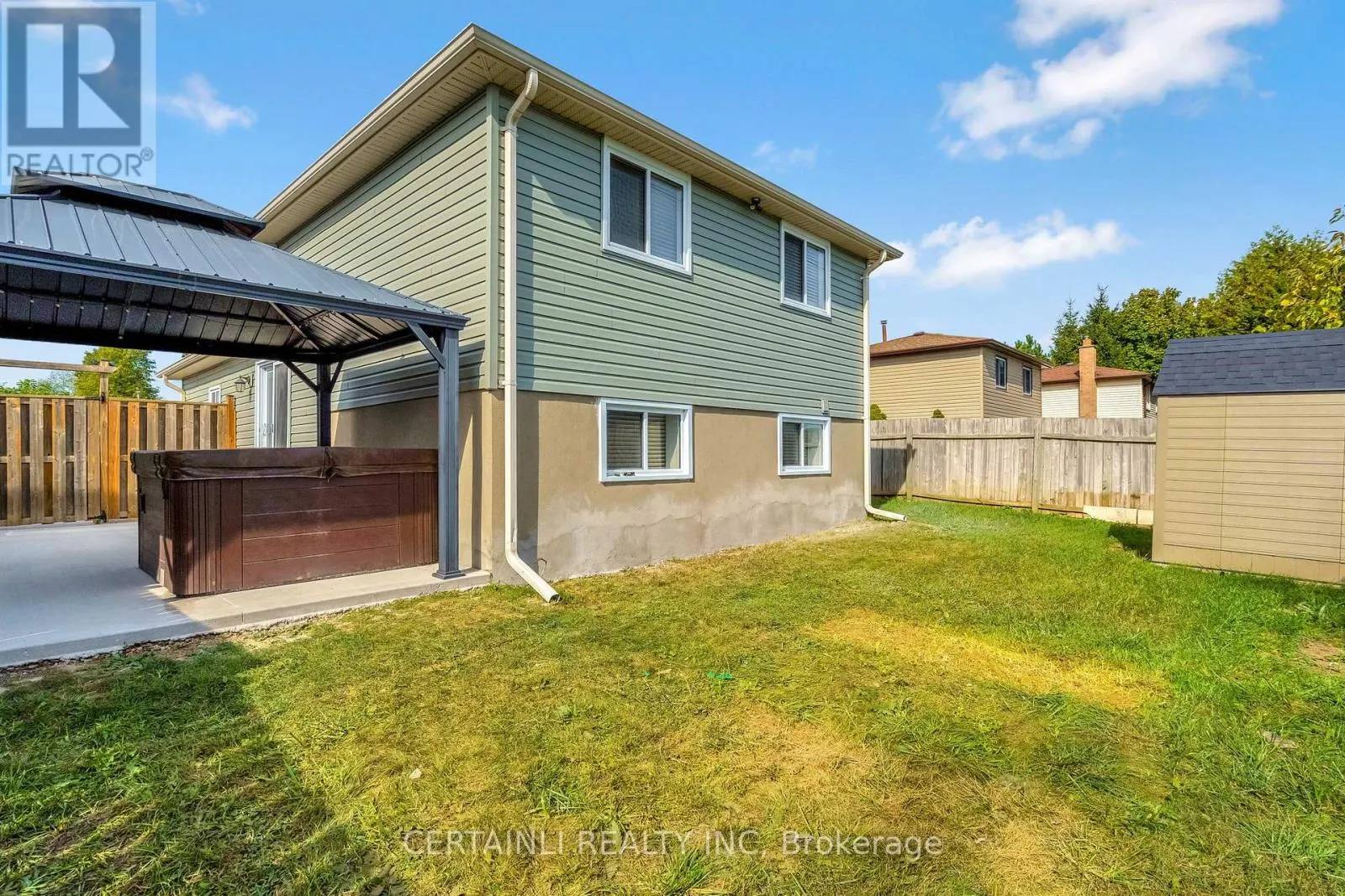 108 SUNDRIDGE CRESCENT