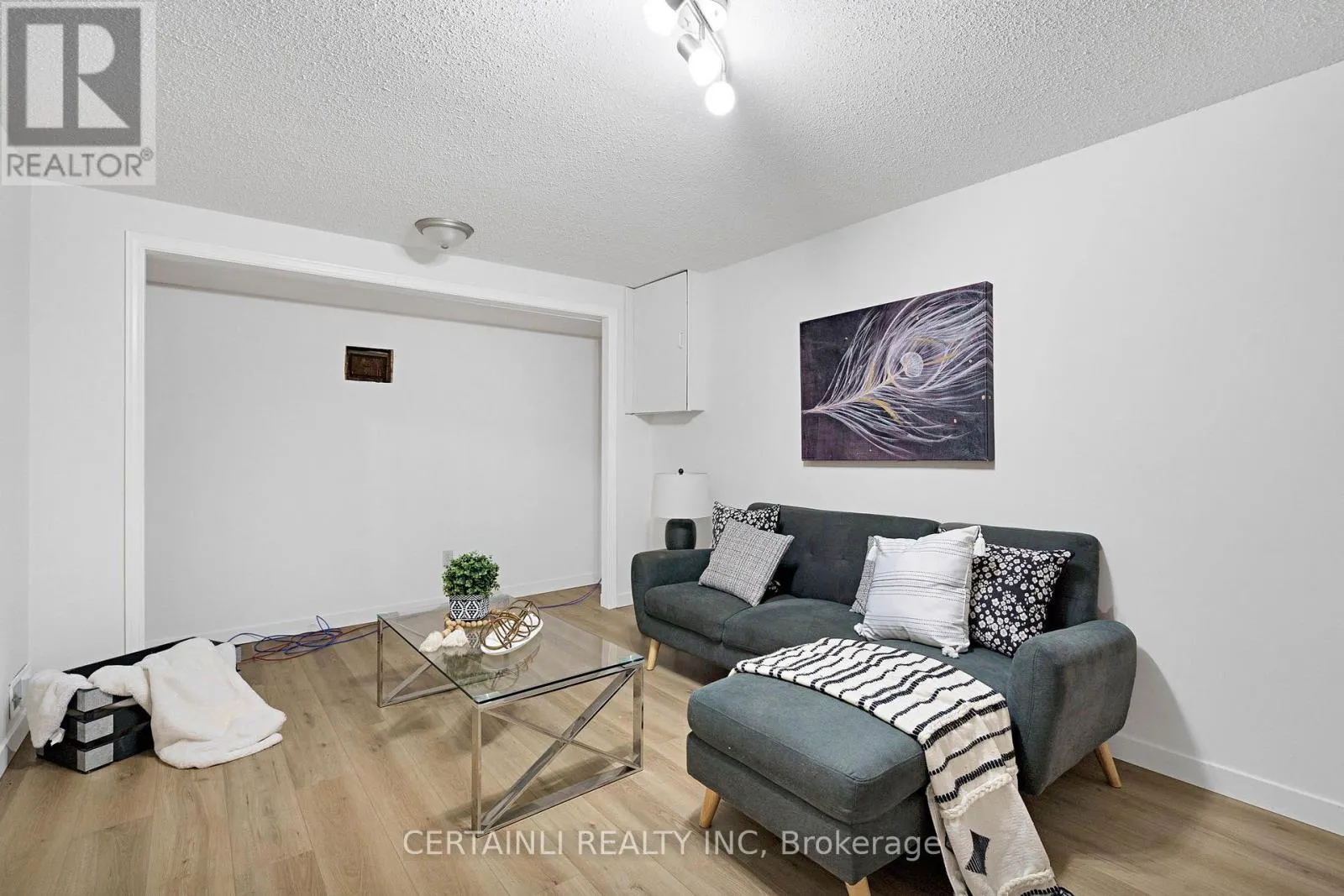108 SUNDRIDGE CRESCENT