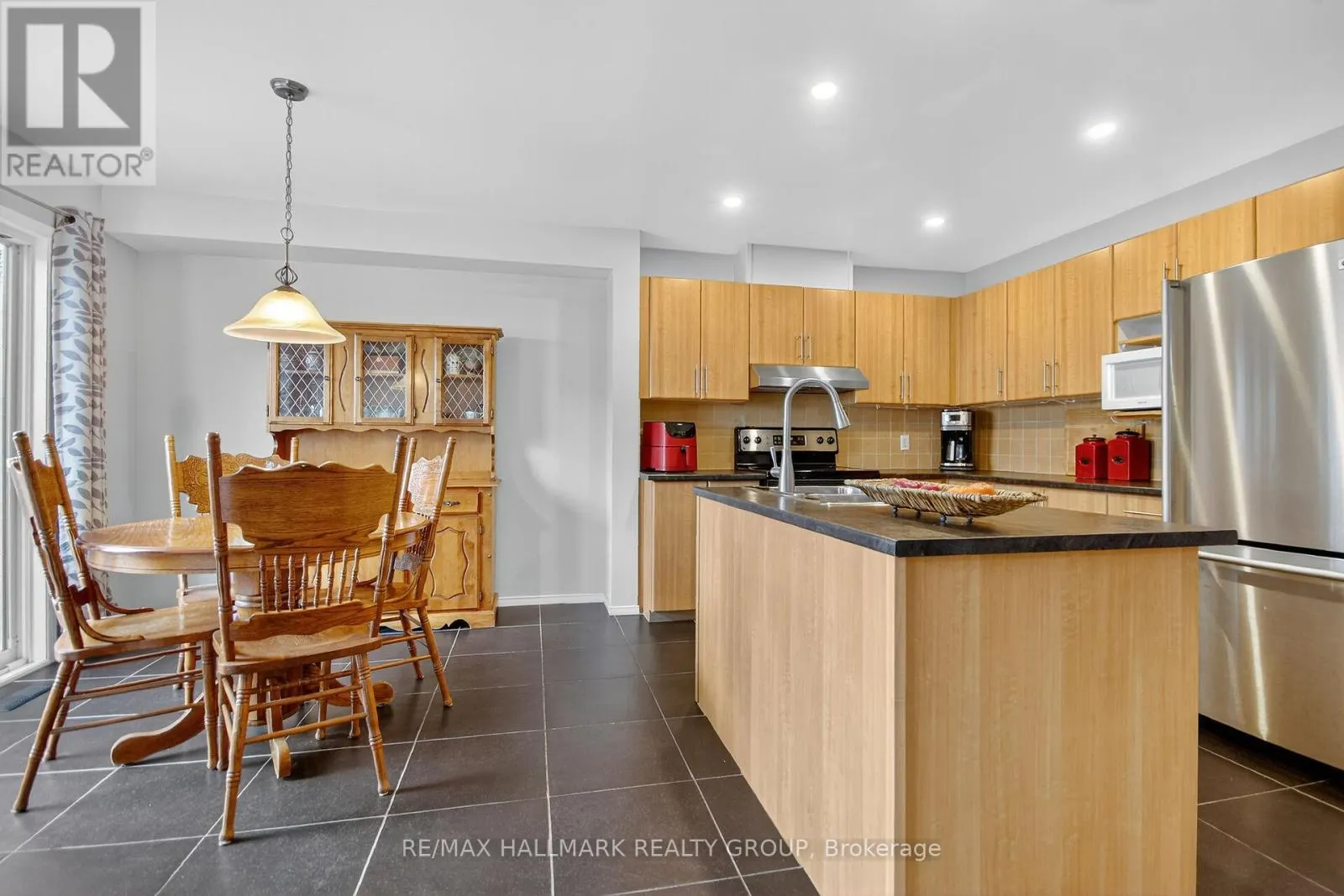 131 HARBOUR VIEW STREET