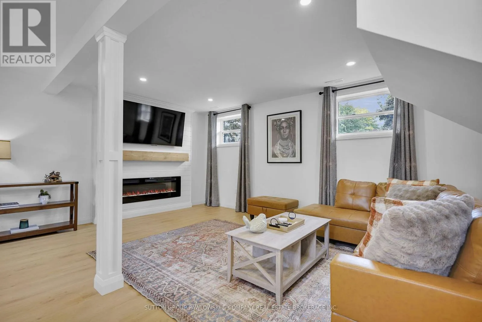 30 LEGER AVENUE