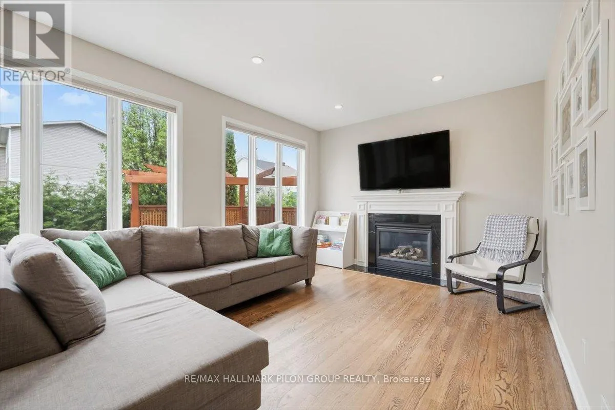 4434 RAINFOREST DRIVE